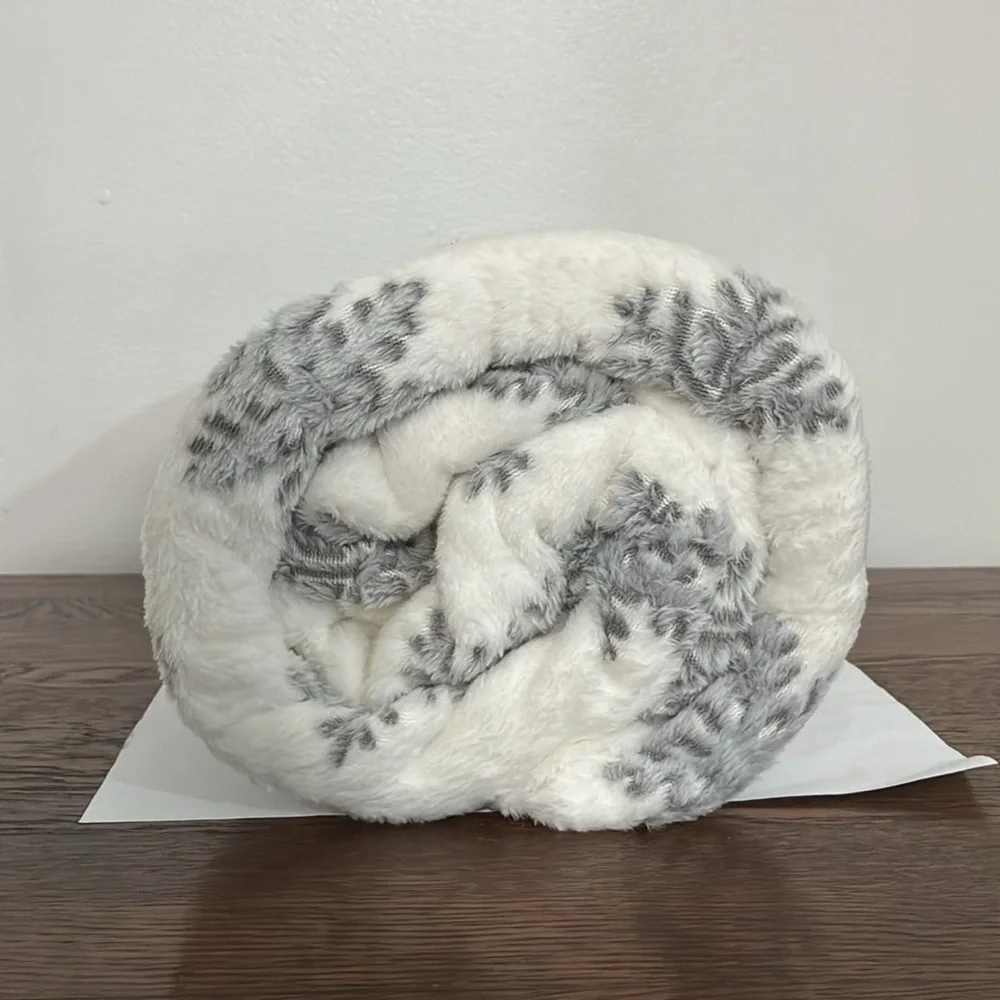 N/A cozy up